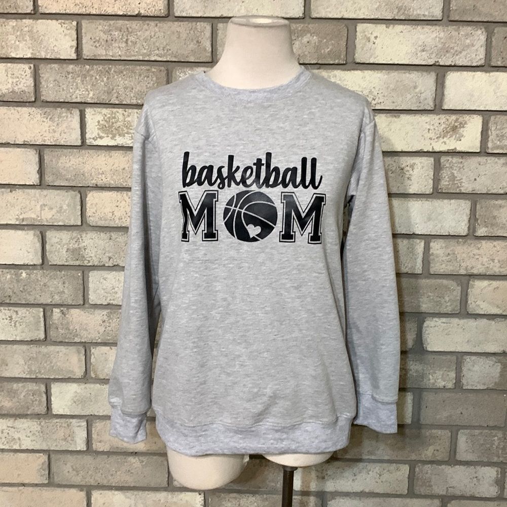 3for$20 basketball mom sweater small